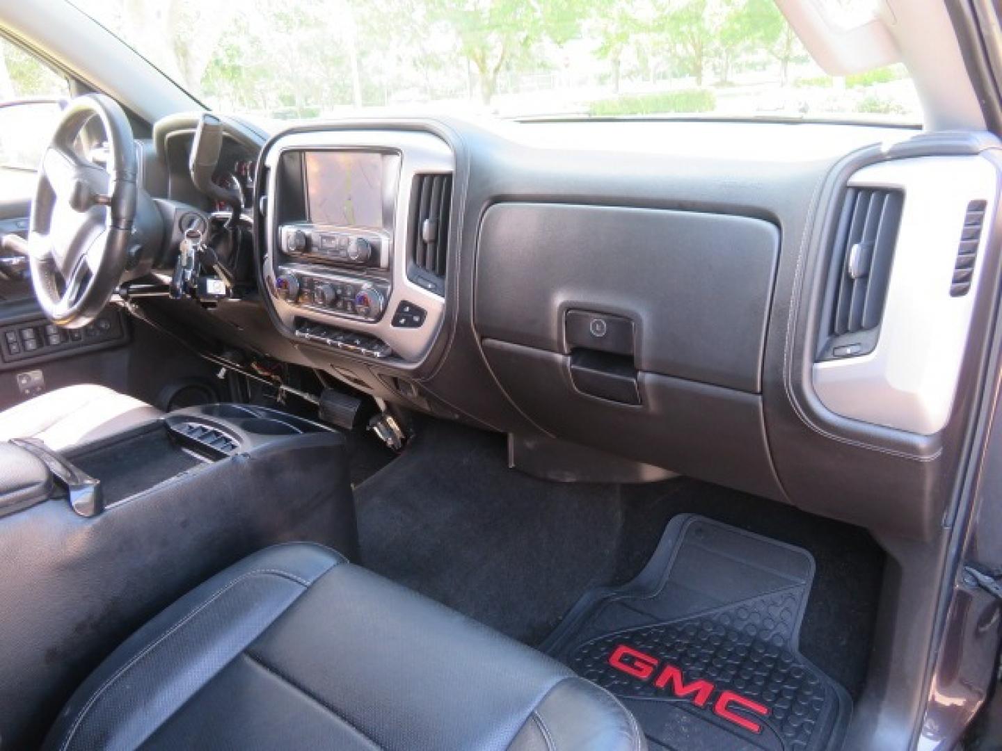 2014 /Black GMC Sierra 1500 SLT Crew Cab 2WD (3GTP1VEC2EG) with an 5.3L V8 OHV 16V engine, 6-Speed Automatic transmission, located at 4301 Oak Circle #19, Boca Raton, FL, 33431, (954) 561-2499, 26.388861, -80.084038 - Photo#41